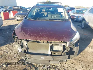 2016 Kia Sorento EX with VIN 5XYPH4A10GG164505, listed as a IAAI auction lot 41161549 with 121,411 mi miles. Bid and sale history available at carsss.com. Image 6.
