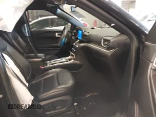 2020 Ford Explorer XLT z VIN 1FMSK8DH1LGA28432, wystawiony jako IAAI lot #41980349 z przebiegiem 40 031 mil mil oraz . Historia ofert i sprzedaży dostępna na DreamBid. Obrazek 5.