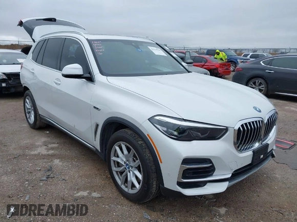 2023 BMW X5 xDrive45e with VIN 5UXTA6C02P9R94549, listed as a IAAI auction lot 41534725 with 8,698 mi miles. Bid and sale history available at carsss.com. Image 1.