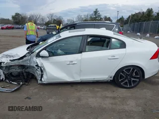 2017 Volvo S60 Dynamic with VIN YV126MFL3H2435704, listed as a IAAI auction lot 41863511 with 1 mi miles. Bid and sale history available at carsss.com. Image 14.