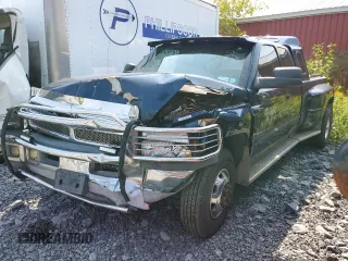 2001 Dodge Ram 3500 with VIN 1B7MC33711J607877, listed as a Copart auction lot 71581024 with 186,115 mi miles and Salvage Title. Bid and sale history available at carsss.com. Image 1.