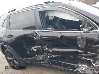 2019 Jeep Cherokee Limited with VIN 1C4PJLDB9KD129214, listed as a IAAI auction lot 40960156 with 55,083 mi miles and . Bid and sale history available at DreamBid. Image 13.