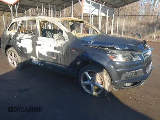 2011 Audi Q7 S line с VIN WA1DGAFE9BD005659, выставлен на аукционе IAAI как лот 41525249 с пробегом Не указан миль и . История ставок и продаж доступна на DreamBid. Изображение 1.