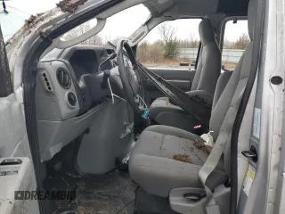 2009 Ford Econoline Cargo Commercial with VIN 1FTNE14W69DA78011, listed as a Copart auction lot 52593765 with 29,787 mi miles and Salvage Title. Bid and sale history available at DreamBid. Image 7.