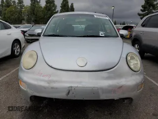 2004 Volkswagen New Beetle Coupe GL with VIN 3VWBK31C34M419568, listed as a Copart auction lot 41465855 with 52,835 mi miles and Salvage Title. Bid and sale history available at carsss.com. Image 5.