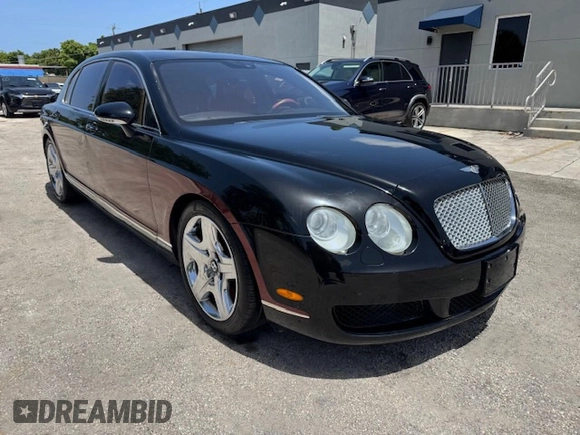 2006 Bentley Flying Spur z VIN SCBBR53W96C031785, wystawiony jako Copart lot #61819345 z przebiegiem 58 606 mil mil oraz Szkoda całkowita • Salvage title. Historia ofert i sprzedaży dostępna na DreamBid. Obrazek 4.