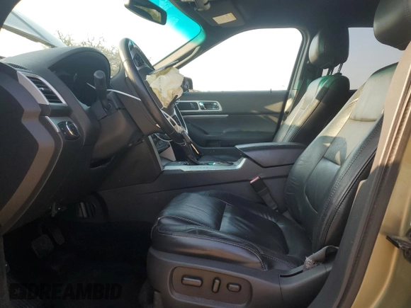 2012 Ford Explorer XLT z VIN 1FMHK7D81CGA57434, wystawiony jako Copart lot #55700265 z przebiegiem Nie podano mil oraz Szkoda całkowita • Salvage title. Historia ofert i sprzedaży dostępna na DreamBid. Obrazek 7.