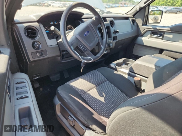 2014 Ford F-150 XL with VIN 1FTFX1EF0EFC57964, listed as a Copart auction lot 61936865 with 152,898 mi miles and Clean title. Bid and sale history available at DreamBid. Image 8.