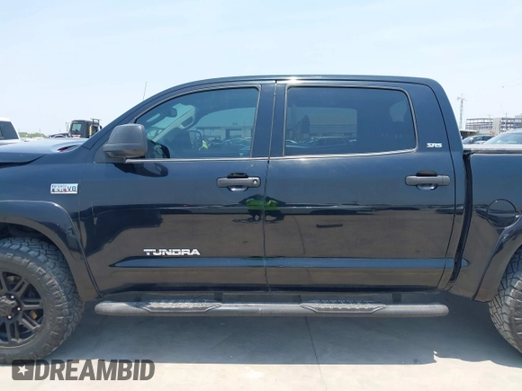 2013 Toyota Tundra z VIN 5TFDW5F15DX321719, wystawiony jako IAAI lot #42269647 z przebiegiem 174 242 mil mil oraz . Historia ofert i sprzedaży dostępna na DreamBid. Obrazek 14.