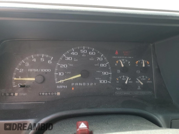 1997 Chevrolet Suburban z VIN 1GNFK16R9VJ309720, wystawiony jako Copart lot #48814475 z przebiegiem 198 109 mil mil oraz Czysty tytuł • Clean title. Historia ofert i sprzedaży dostępna na DreamBid. Obrazek 9.