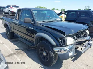 2002 Toyota Tacoma PreRunner with VIN 5TESM92N62Z075427, listed as a IAAI auction lot 41942682 with 266,542 mi miles and . Bid and sale history available at DreamBid. Image 1.