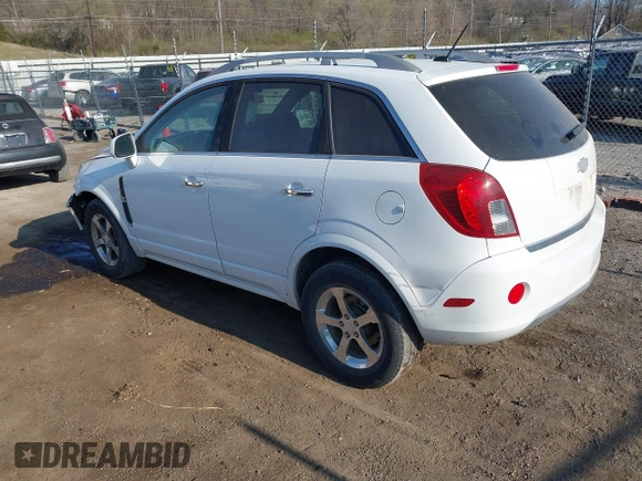 2014 Chevrolet Captiva Sport LT z VIN 3GNAL3EK8ES557432, wystawiony jako IAAI lot #42018256 z przebiegiem 92 569 mil mil oraz . Historia ofert i sprzedaży dostępna na DreamBid. Obrazek 3.
