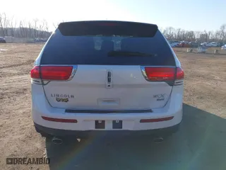 2011 Lincoln MKX with VIN 2LMDJ8JK3BBJ07462, listed as a IAAI auction lot 41785512 with 173,844 mi miles. Bid and sale history available at carsss.com. Image 16.