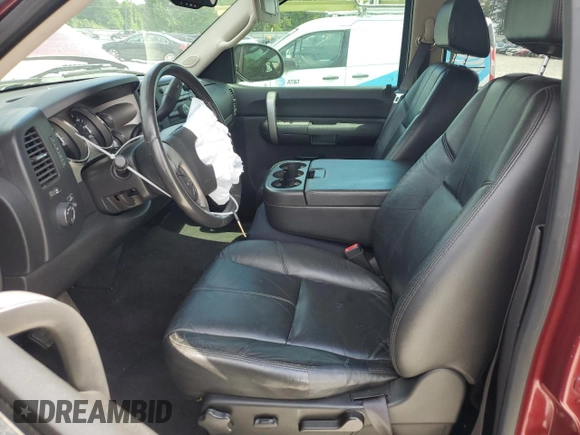 2008 GMC Sierra 1500 SLE1 z VIN 3GTEC13J08G256475, wystawiony jako Copart lot #53936155 z przebiegiem 164 383 mil mil oraz Szkoda całkowita • Salvage title. Historia ofert i sprzedaży dostępna na DreamBid. Obrazek 7.