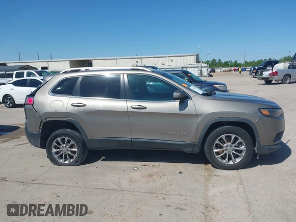 2019 Jeep Cherokee Latitude Plus with VIN 1C4PJMLBXKD233749, listed as a IAAI auction lot 41937698 with 103,988 mi miles and . Bid and sale history available at DreamBid. Image 14.