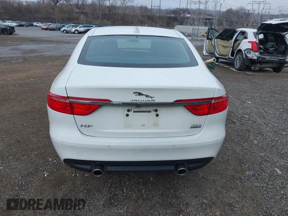 2016 Jaguar XF 35t Prestige with VIN SAJBK4BV9GCY11955, listed as a IAAI auction lot 41640739 with 83,047 mi miles. Bid and sale history available at carsss.com. Image 16.