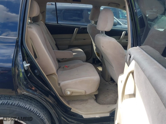 2008 Toyota Highlander with VIN JTEDS41A882053051, listed as a IAAI auction lot 41879783 with 268,757 mi miles. Bid and sale history available at carsss.com. Image 8.