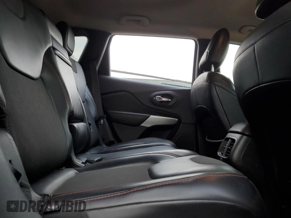 2017 Jeep Cherokee Trailhawk L Plus with VIN 1C4PJMBB6HW581711, listed as a Copart auction lot 89088395 with 102,365 mi miles and Salvage Title. Bid and sale history available at carsss.com. Image 11.