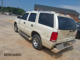 2006 Cadillac Escalade z VIN 1GYEK63N46R134468, wystawiony jako IAAI lot #42407664 z przebiegiem 240 664 mil mil oraz . Historia ofert i sprzedaży dostępna na DreamBid. Obrazek 3.