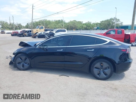 2020 Tesla Model 3 Standard Range Plus z VIN 5YJ3E1EA9LF738102, wystawiony jako IAAI lot #42107744 z przebiegiem 73 294 mil mil oraz . Historia ofert i sprzedaży dostępna na DreamBid. Obrazek 15.