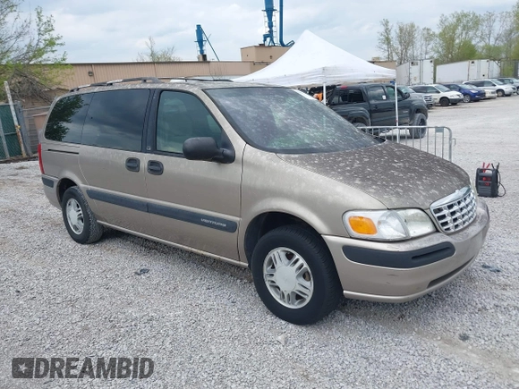 1999 Chevrolet Venture with VIN 1GNDX03EXXD109001, listed as a IAAI auction lot 42035729 with 178,667 mi miles. Bid and sale history available at carsss.com. Image 1.