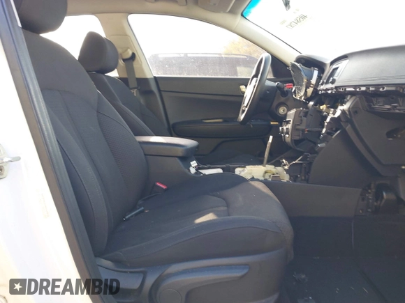 2016 Kia Optima LX with VIN 5XXGT4L31GG114472, listed as a IAAI auction lot 40584787 with 94,087 mi miles. Bid and sale history available at carsss.com. Image 5.