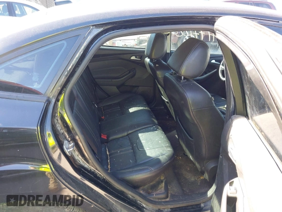 2014 Ford Focus SE with VIN 1FADP3F23EL355117, listed as a IAAI auction lot 41771824 with 211,052 mi miles. Bid and sale history available at carsss.com. Image 8.