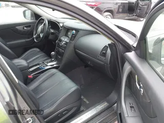 2014 Infiniti QX70 с VIN JN8CS1MWXEM413155, выставлен на аукционе IAAI как лот 42345079 с пробегом 177 098 миль миль и . История ставок и продаж доступна на DreamBid. Изображение 5.