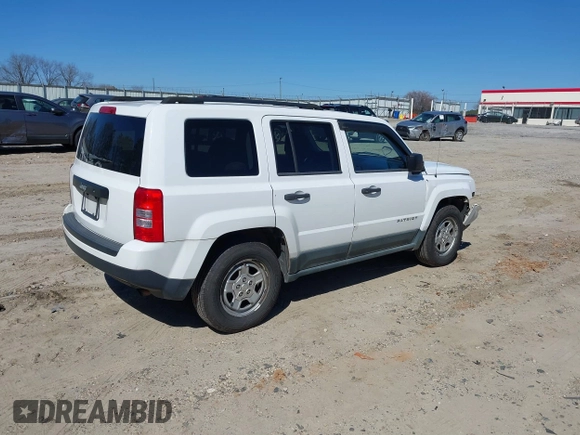 2011 Jeep Patriot Sport with VIN 1J4NT1GA1BD224580, listed as a IAAI auction lot 41670038 with 126,298 mi miles and . Bid and sale history available at carsss.com. Image 4.
