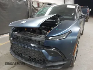 2023 Fisker Ocean One z VIN VCF1ZBU25PG003706, wystawiony jako IAAI lot #41906422 z przebiegiem Nie podano mil oraz . Historia ofert i sprzedaży dostępna na DreamBid. Obrazek 6.