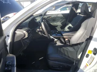 2019 Lexus IS 300 z VIN JTHBA1D22K5085872, wystawiony jako Copart lot #89289775 z przebiegiem 80 862 mil mil oraz Szkoda całkowita • Salvage title. Historia ofert i sprzedaży dostępna na DreamBid. Obrazek 7.