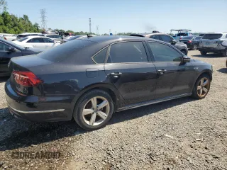 2018 Volkswagen Passat S z VIN 1VWAA7A37JC006863, wystawiony jako Copart lot #52935235 z przebiegiem 181 360 mil mil oraz Czysty tytuł • Clean title. Historia ofert i sprzedaży dostępna na DreamBid. Obrazek 3.