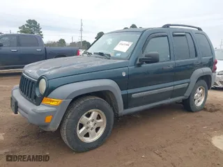 2005 Jeep Liberty Sport with VIN 1J4GL48525W655627, listed as a IAAI auction lot 41621988 with 186,585 mi miles. Bid and sale history available at carsss.com. Image 2.