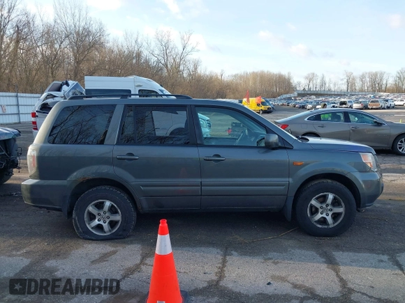 2008 Honda Pilot SE with VIN 5FNYF18398B048728, listed as a IAAI auction lot 41958578 with Not Provided miles and . Bid and sale history available at carsss.com. Image 12.