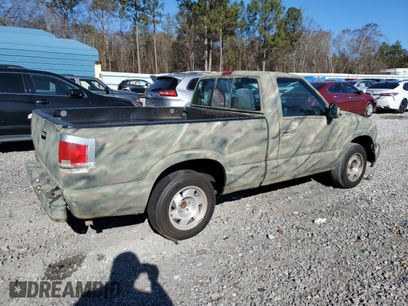 1998 GMC Sonoma with VIN 1GTCS1449WK508202, listed as a Copart auction lot 85670944 with 269,162 mi miles and Non Repairable. Bid and sale history available at DreamBid. Image 3.