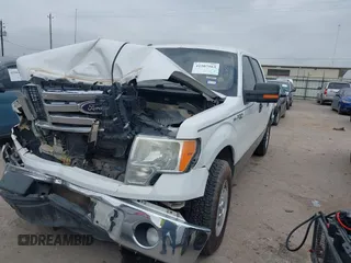 2012 Ford F-150 XL z VIN 1FTFW1CFXCFC24845, wystawiony jako IAAI lot #41507563 z przebiegiem Nie podano mil oraz . Historia ofert i sprzedaży dostępna na DreamBid. Obrazek 17.