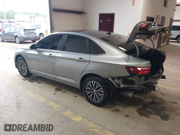 2020 Volkswagen Jetta S with VIN 3VWCB7BU4LM024364, listed as a IAAI auction lot 42233244 with 120,040 mi miles and . Bid and sale history available at DreamBid. Image 3.