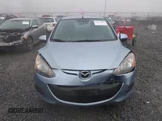 2013 Mazda 2 Sport z VIN JM1DE1KZ0D0167646, wystawiony jako IAAI lot #41335289 z przebiegiem 48 380 mil mil oraz . Historia ofert i sprzedaży dostępna na DreamBid. Obrazek 12.