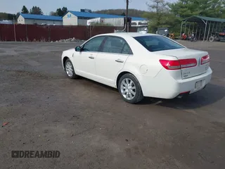 2012 Lincoln MKZ with VIN 3LNHL2JC3CR834133, listed as a IAAI auction lot 42031211 with 111,774 mi miles. Bid and sale history available at carsss.com. Image 3.
