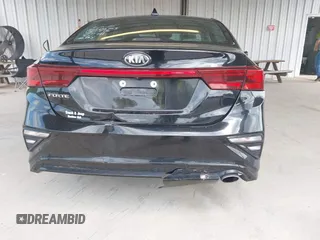 2020 Kia Forte LXS with VIN 3KPF24AD5LE141476, listed as a IAAI auction lot 42118736 with 138,959 mi miles. Bid and sale history available at carsss.com. Image 21.
