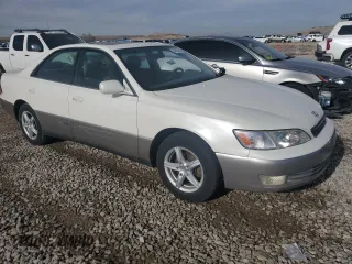 1999 Lexus ES 300 Luxury Sport Sdn with VIN JT8BF28GXX0222753, listed as a Copart auction lot 84555454 with 224,030 mi miles and Clean Title. Bid and sale history available at carsss.com. Image 4.
