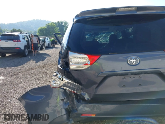 2014 Toyota Sienna XLE with VIN 5TDYK3DCXES524294, listed as a IAAI auction lot 42546467 with 122,257 mi miles and . Bid and sale history available at DreamBid. Image 20.