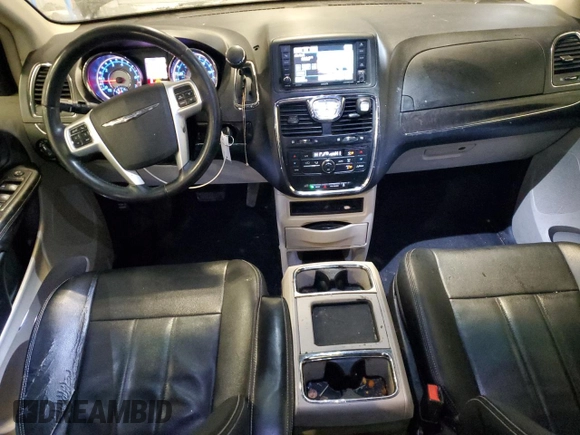 2016 Chrysler Town & Country Touring with VIN 2C4RC1BG5GR259811, listed as a Copart auction lot 44467255 with 208,365 mi miles and Clean Title. Bid and sale history available at DreamBid. Image 8.