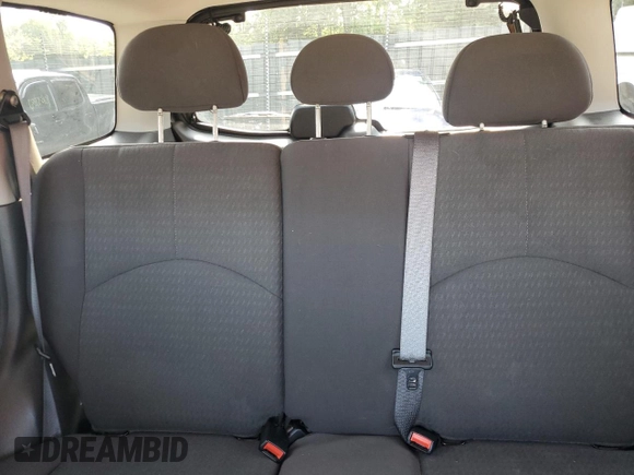 2006 Mazda Tribute i with VIN 4F2YZ02Z96KM33270, listed as a Copart auction lot 65482104 with 41,426 mi miles and Salvage Title. Bid and sale history available at carsss.com. Image 10.