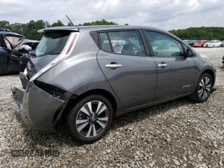 2017 Nissan LEAF SL with VIN 1N4BZ0CPXHC300944, listed as a Copart auction lot 62010473 with 92,059 mi miles. Bid and sale history available at carsss.com. Image 3.