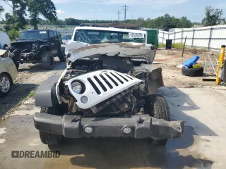 2018 Jeep Wrangler Sport S with VIN 1C4GJWAG3JL923728, listed as a Copart auction lot 62658595 with Not provided miles and Non repairable. Bid and sale history available at DreamBid. Image 5.
