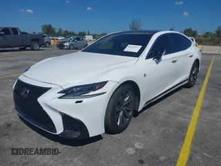 2018 Lexus LS with VIN JTHC51FF5J5001048, listed as a IAAI auction lot 41845274 with 59,835 mi miles. Bid and sale history available at carsss.com. Image 2.