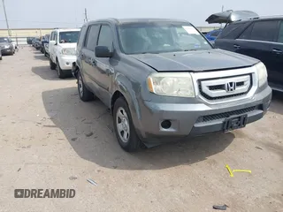 2011 Honda Pilot LX with VIN 5FNYF4H24BB098145, listed as a IAAI auction lot 41805201 with 144,920 mi miles. Bid and sale history available at carsss.com. Image 1.