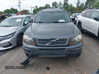 2007 Volvo XC90 I6 with VIN YV4CM982571389344, listed as a IAAI auction lot 41995749 with Not Provided miles and . Bid and sale history available at DreamBid. Image 6.