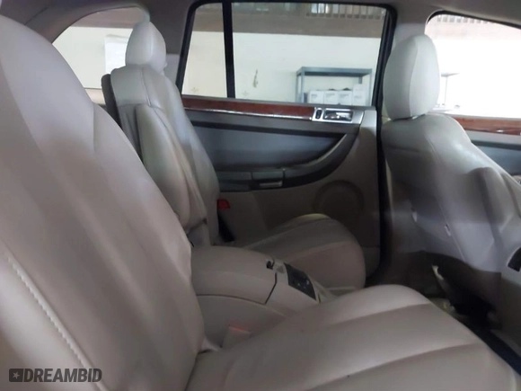 2006 Chrysler Pacifica Touring with VIN 2A8GM68436R622418, listed as a IAAI auction lot 41333744 with 147,104 mi miles. Bid and sale history available at carsss.com. Image 8.
